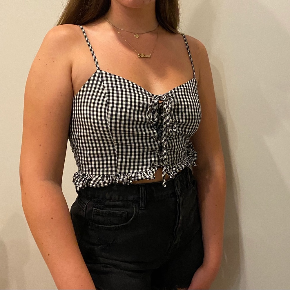 Buffalo black and white crop tank top
